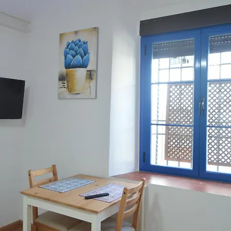Alcazar Viejo Parking Tourist Cordoba Appartement Buitenkant foto