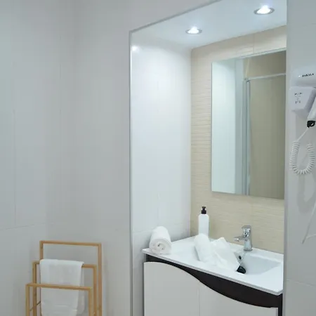 Alcazar Viejo Parking Tourist Cordoba Appartement Buitenkant foto